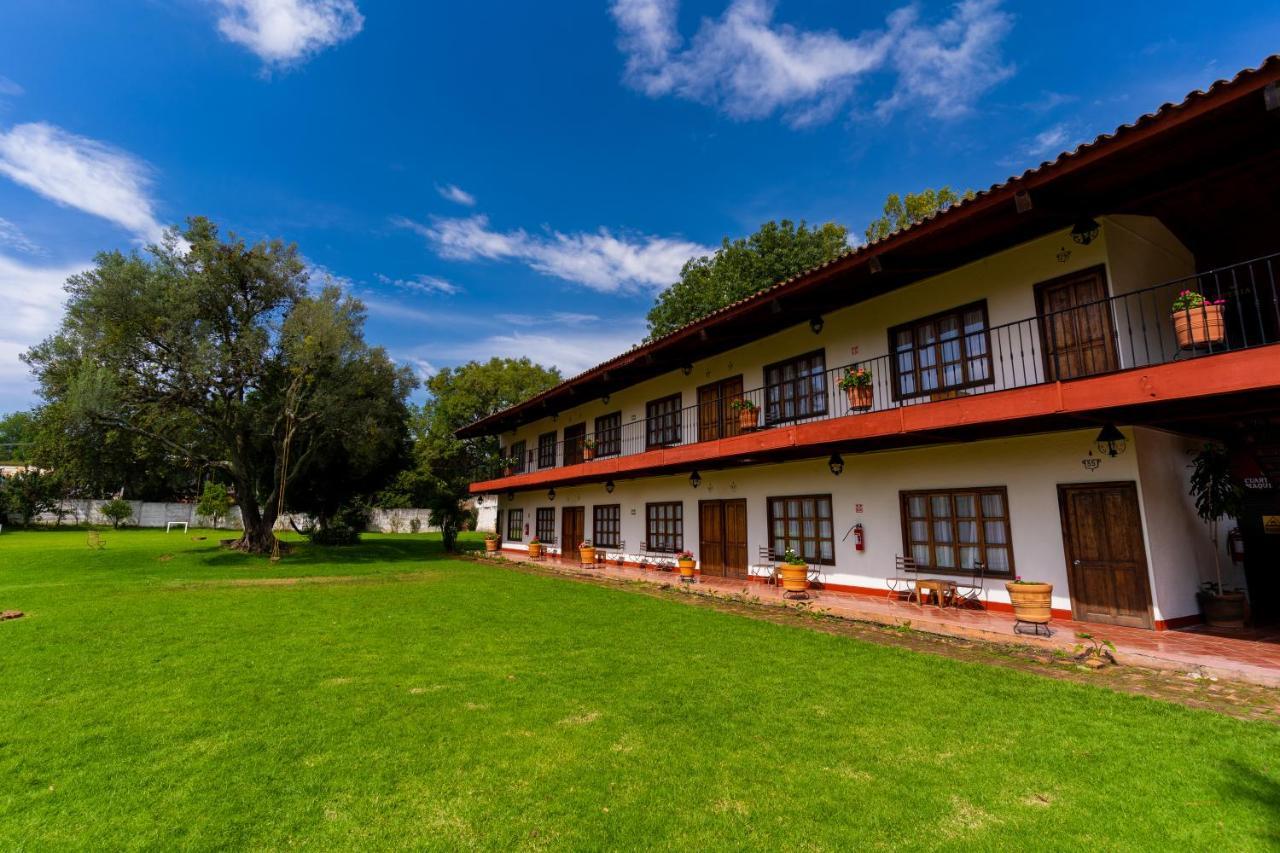 Hosteria San Felipe Пацкуаро Экстерьер фото